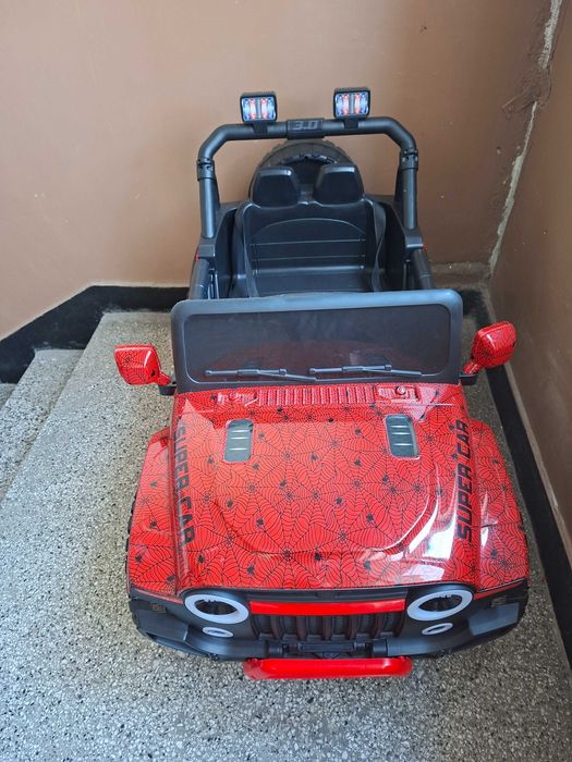 Акумулаторен джип