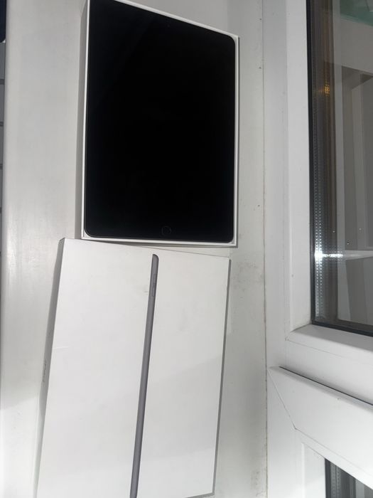 iPad (8th Generation) Wi-Fi 32 GB