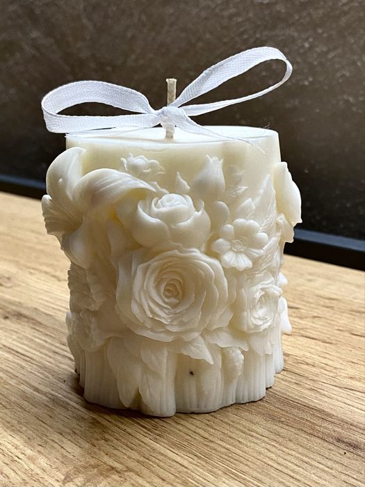 Lumanare din ceara naturala de soia lucrata manual