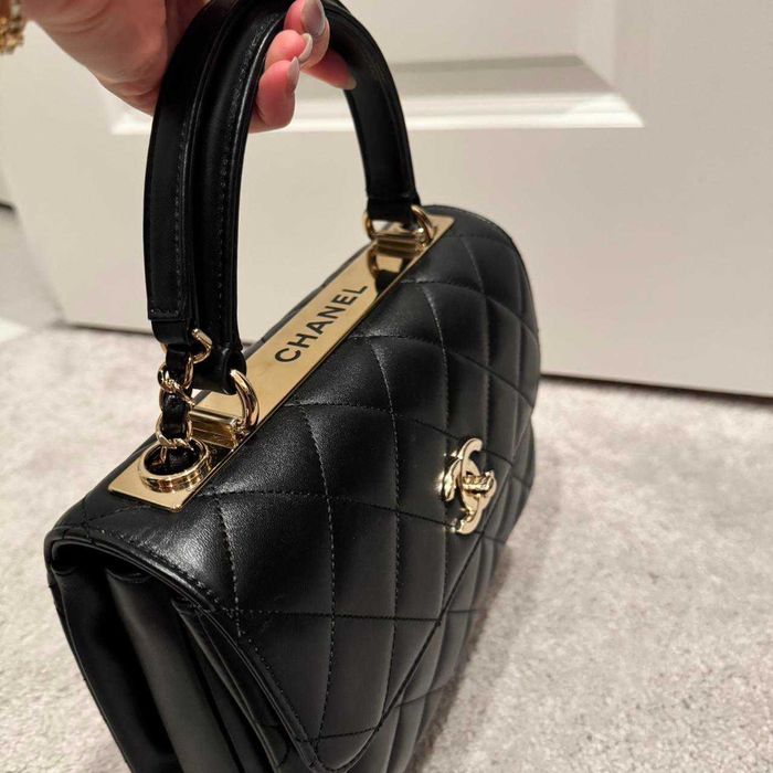 Geantă Chanel din Piele Neagră, Poseta Chanel din Piele