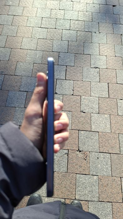 Телефон Vivo Y35