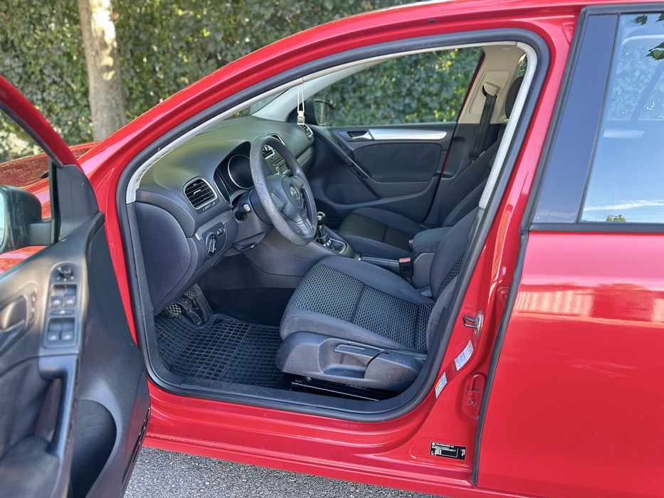 Volkswagen Golf 6 - 1.4 Benzină / Proprietar / 4 Geamuri Electrice