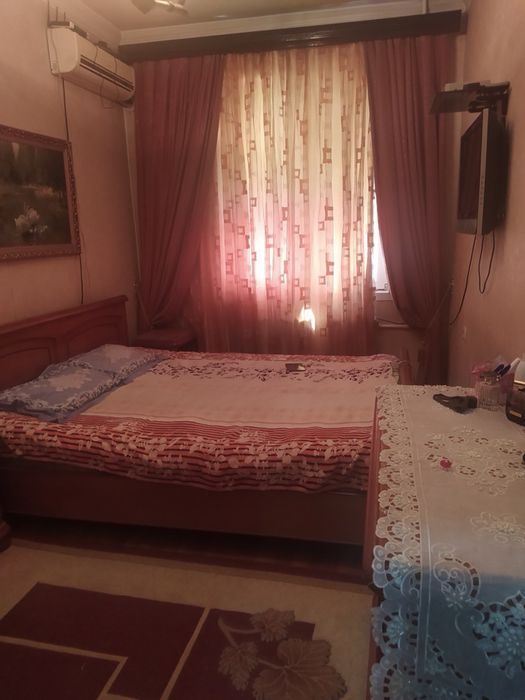 Срочно продается 4/3/4Чиланзар-14 квартал 4 комнатная квартира