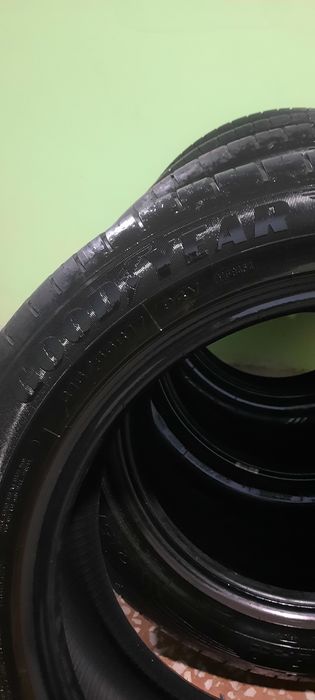 Продаю GoodYear балоны на Tracker