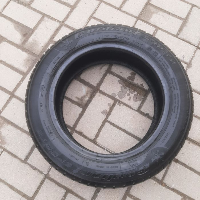 Продам 185 60 r15   2штук