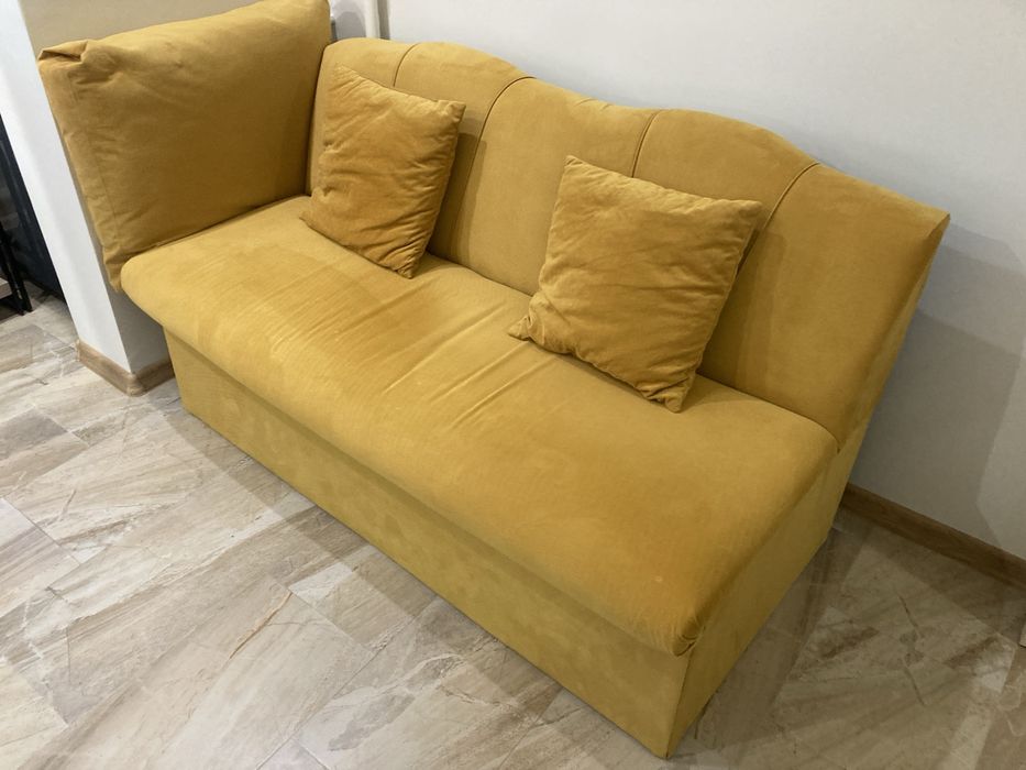 Кухненски диван и столове