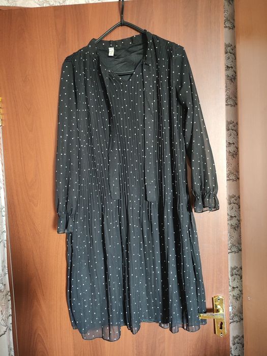 Продам платья 2500 тг