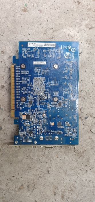 Продам видеокарту Rx5700Xt