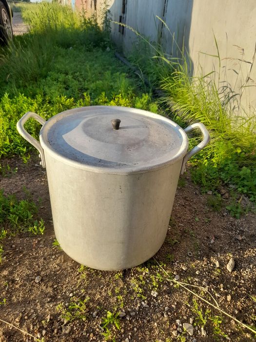 Продам алюминевые кастрюли