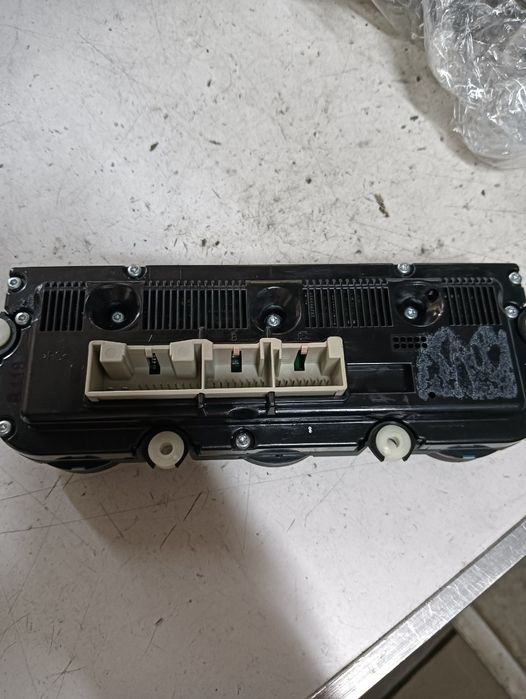 Climatronic Volkswagen Golf V (1K1) [ 2003 - 2009 ]