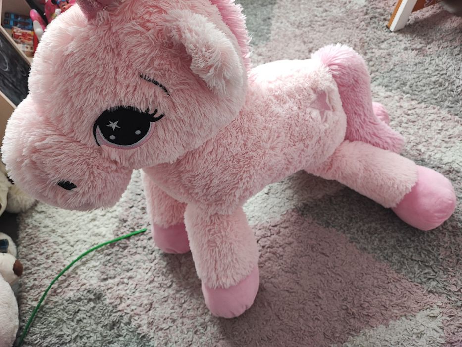 Unicorn pluș roz