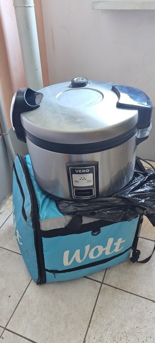 Рисоварка срочно продам