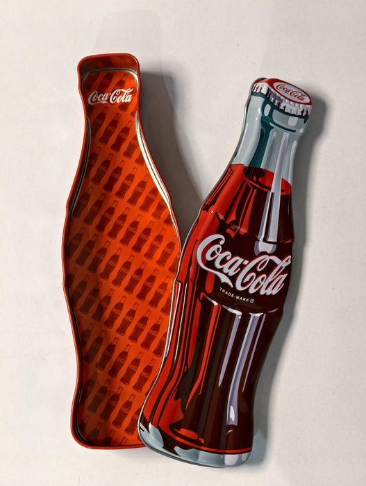 НОВА Кока Кола Кутия Шише