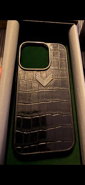 Vand husa velante iphone 14 pro