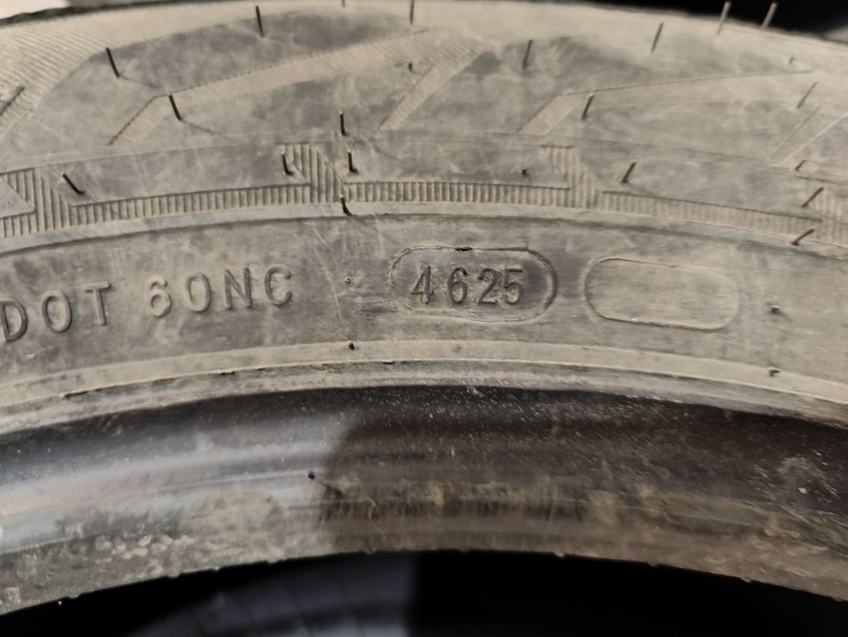 Продам шины 225/60 R18