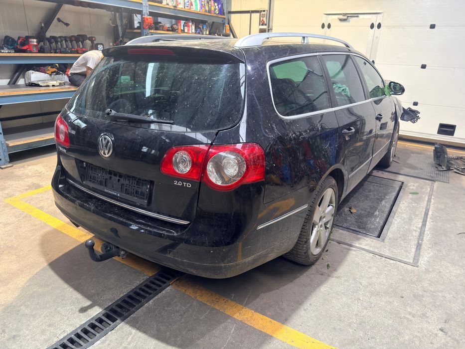 Piese Dezmembrari Passat 2.0 Tdi 170cp Cod motor BMR . Se ofera factura si garantie!