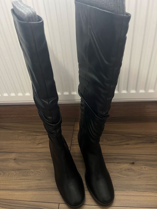 Cizme lungi cu toc patrat din piele naturala