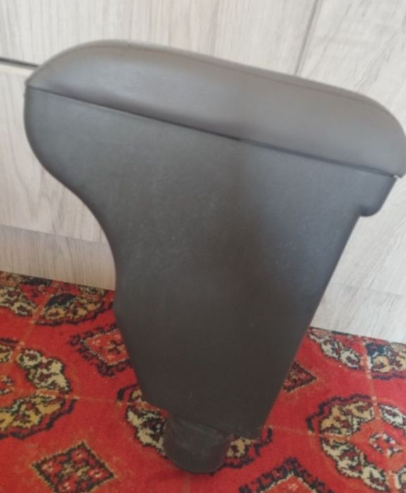 Spark moshinasiga bar sotiladi