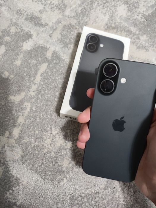 iPhone 17 256 продам