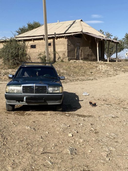 Mercedes бенс 190