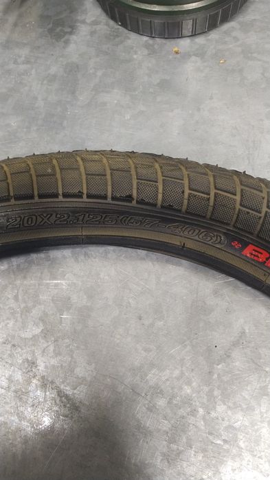 Продам шины абсолютно новые