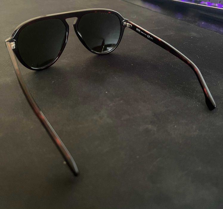 Чисто нови слънчеви очила Hugo Boss