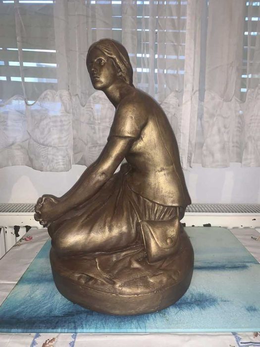 Statuie tarancuta din lut