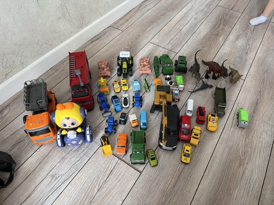 Продам детские игрушки