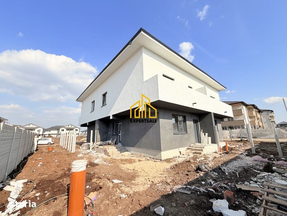 Cub de vanzare/Cartierul Independentei/5 camere/200 MP