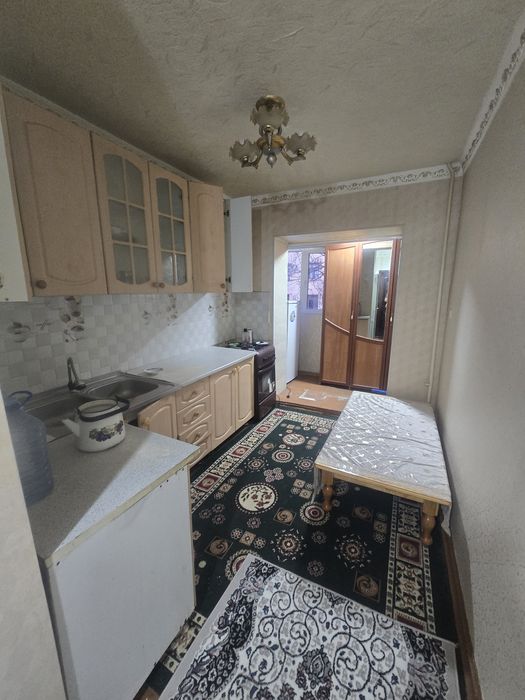 Сдаётся аренда 1 комната на 4 этаже партсезд ор Багдад Сити