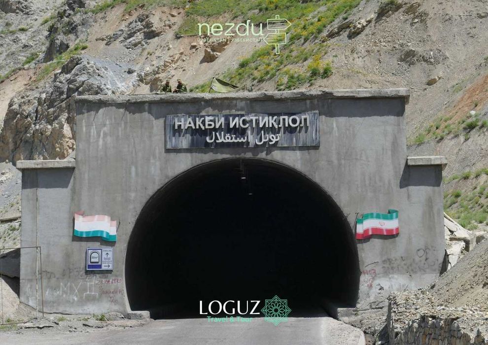 Памирский перевал и озеро Искандеркуль: путешествие из Самарканда