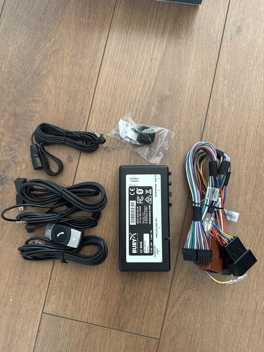 Car kit Bury CC9048 cu bluetooth, neutilizat
