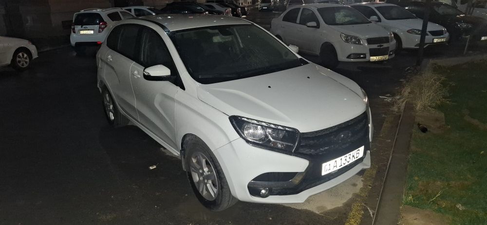 Lada Xray sotiladi. 2019. Robot korobka. Motor 1.8 Probeg 120000km