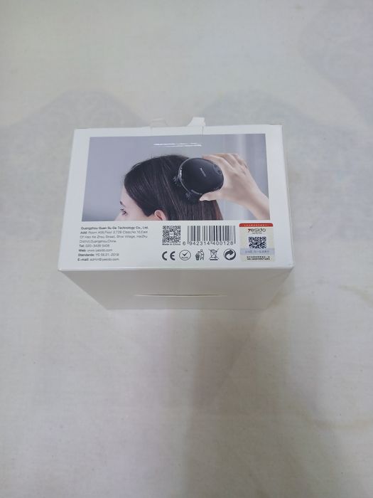 Продаётся массажёр для головы новый в наличии 8шт кому интересно звони