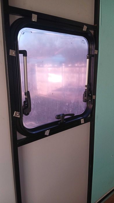 Ново къмпинг ремарке