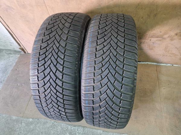 2 Bridgestone R18 225/55
зимни гуми 
DOT2323