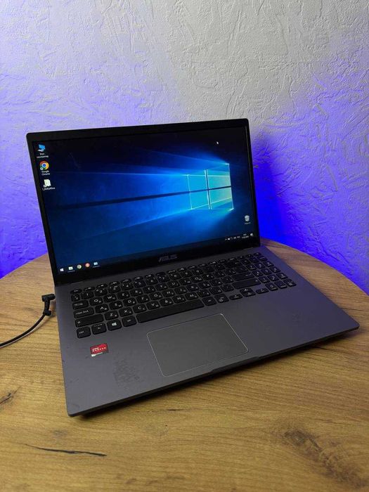 Ноутбук ASUS AMD Ryzen 3(3)/4 GB/ssd 128gb