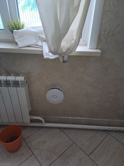 Приточный клапона