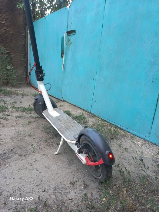 Продам Электро самокат