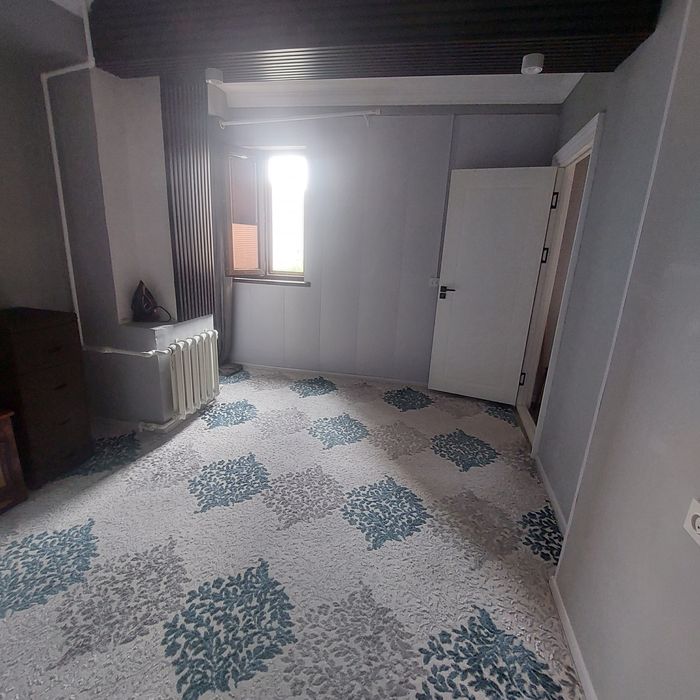Jar ariqda Uy sotiladi 60 m² atrofida 3 xona qilingan