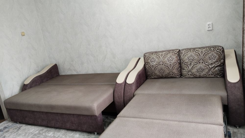 Диван большой и маленький