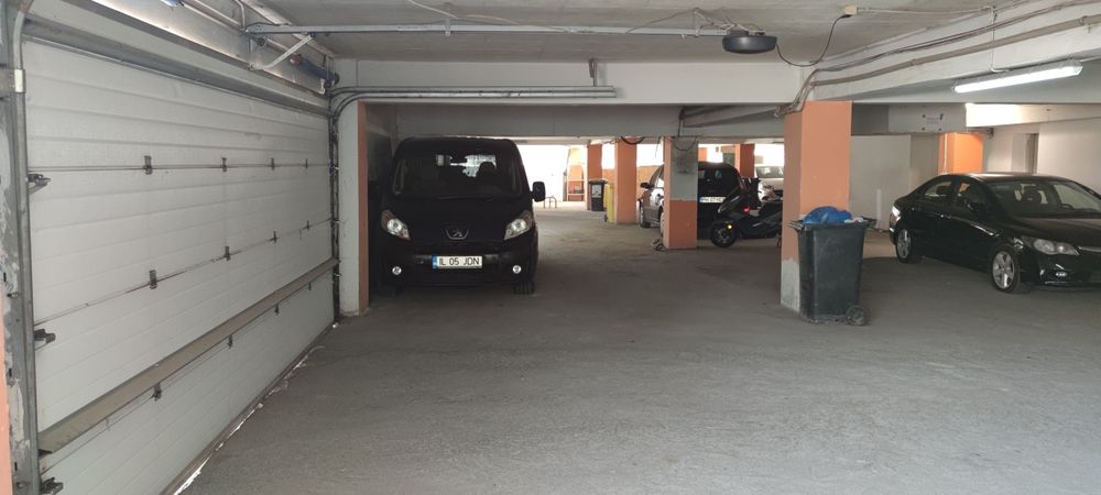 Loc parcare la demisol. Str Drumul Valea Furcii