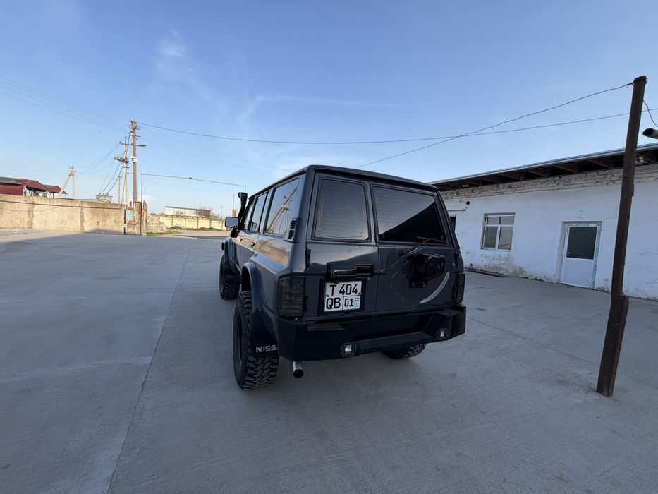 Nissan patrul y 60