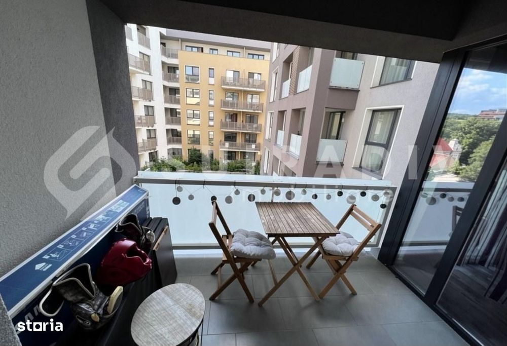 Apartament modern, balcon situat in Complexul Platinia