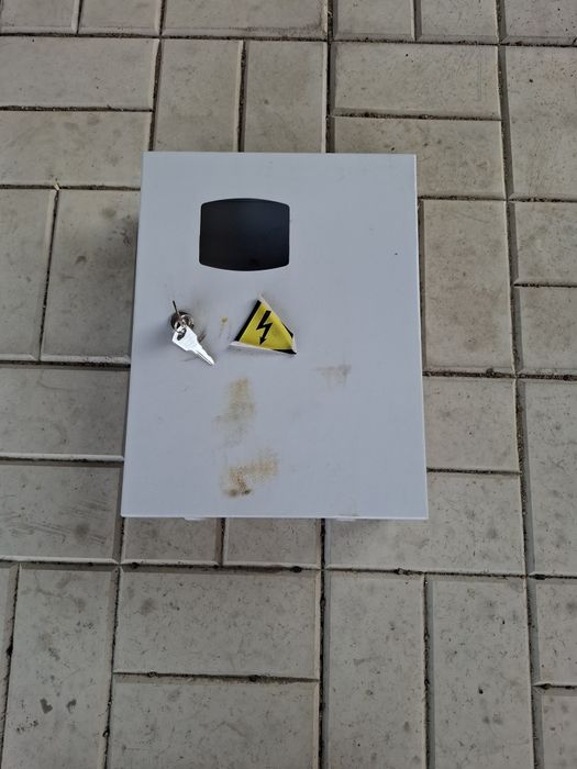 Продам ящик под электро счётчик