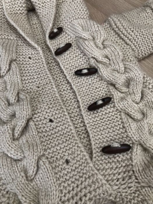 Продам детский вязаный комбинезон