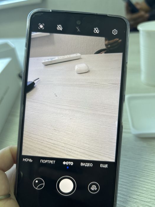 Продам телефон HUAWEI NOVA Y73