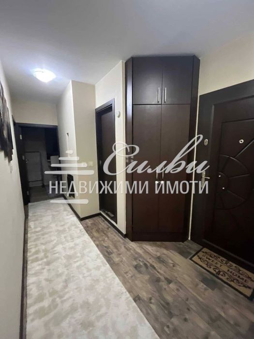Продава се Двустаен апартамент в Шумен, Боян Българанов 2 - 65 кв.м за 1456 €/кв.м - Снимка #9