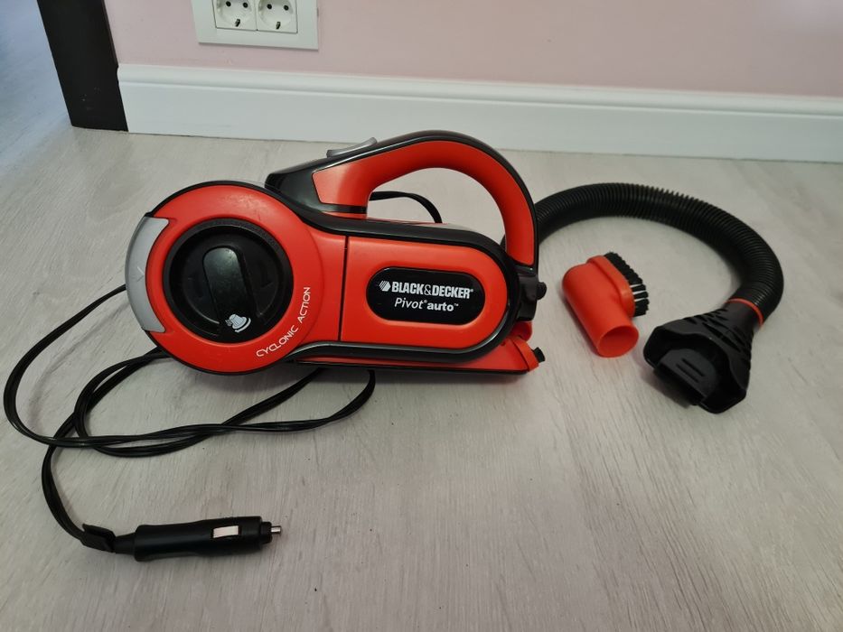 Aspirator auto Black & Decker