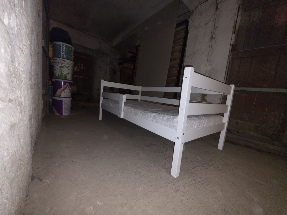Кровать подростковая